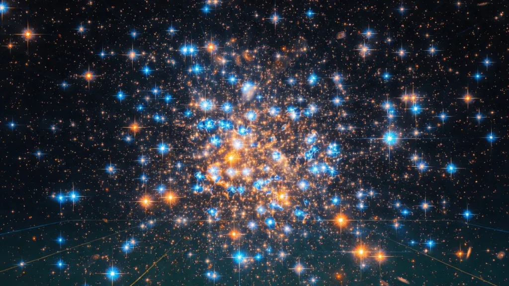 NGC 6426 хранит секреты юной Вселенной. 13 миллиардов лет истории!